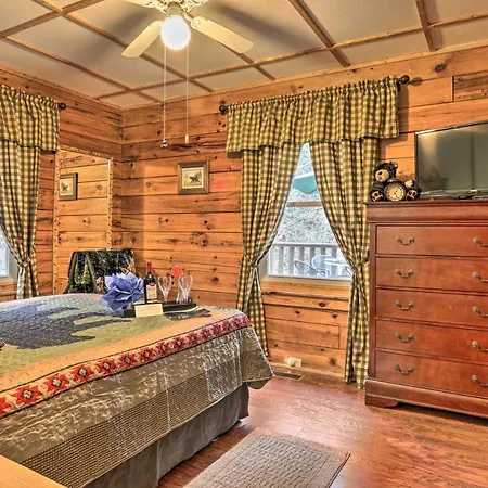 Smoky Mountain Cozy Cove Cabin Deck And Fire Pit! Cosby Esterno foto